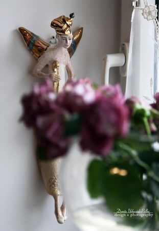 ANIOŁ TURMALINOWY ZE ZŁOTĄ WIOLONCZELĄ