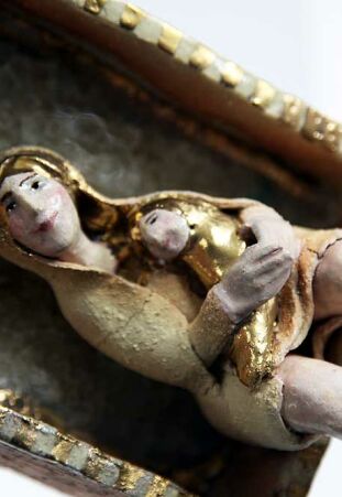 KAPLICZKA Z MADONNĄ