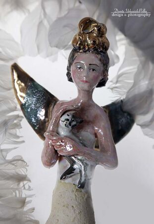 ANIOŁ TURMALINOWY Z KOTKIEM