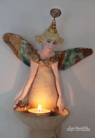 ANIOŁ-ŚWIECZNIK TURMALINOWY   Z ANTENKĄ