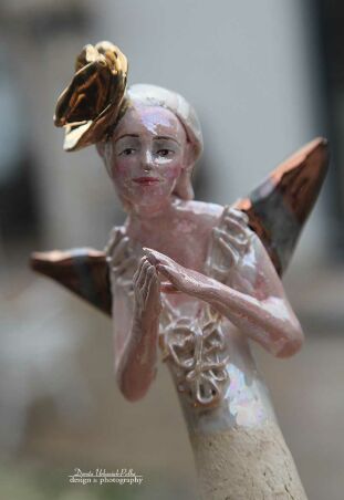 ANIOŁ  TURMALINOWY  MODLĄCY