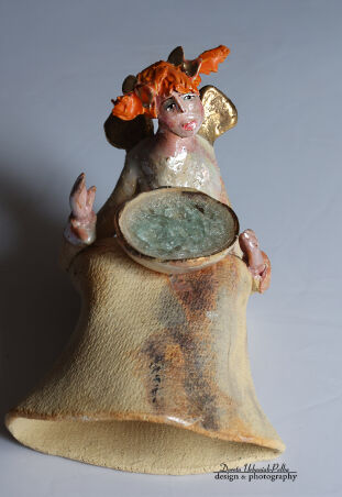 ANIOŁ ŚWIECZNIK RUDOWŁOSY