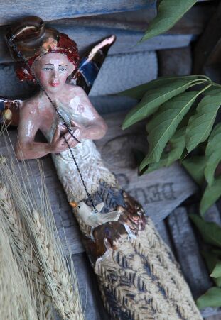 ANIOŁ  TURMALINOWY Z PTAKIEM