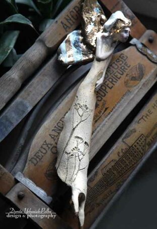 Z BOCZNYMI SKRZYDŁAMI