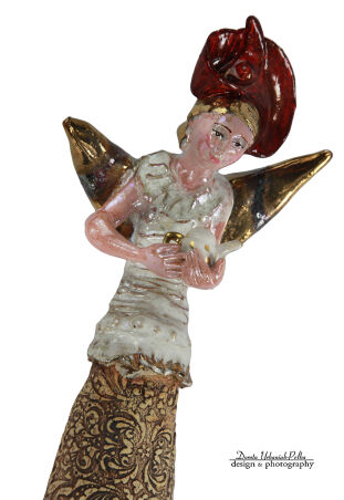 ANIOŁ  TURMALINOWY Z  CZAJNICZKIEM