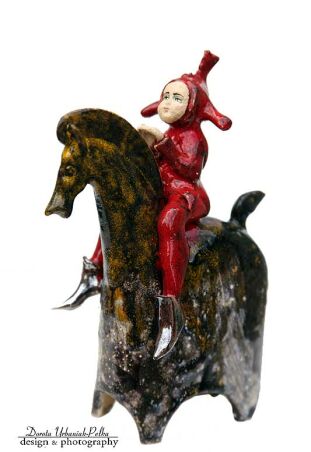 KONIK ZE STAŃCZYKIEM