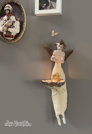 ANIOŁ  O SKRZYDŁACH ZŁOTYCH Z PTAKIEM - ŚWIECZNIK - KROPIELNICZKA