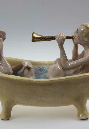 PANNA W KĄPIELI ZASŁUCHANA