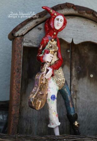  KARMINOWY WIOLONCZELISTA