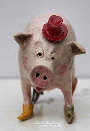 ŚWINKA OSZCZĘDNA ELEGANTKA