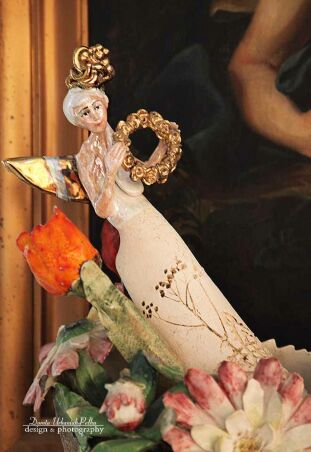 ANIOŁ TURMALINOWY ZE  ZŁOTYM WIANKIEM