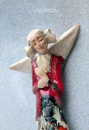 ENERGETYCZNIE CZERWONY - ANIOŁ SZAMOTOWY