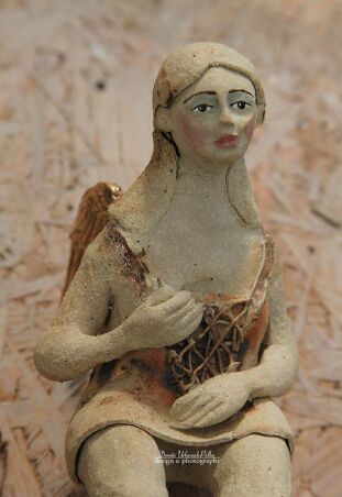 ZŁOTOSKRZYDŁY W MATACH 