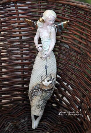 ANIOŁ  TURMALINOWY Z  KLATKĄ