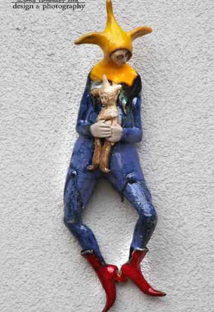 PIERROT W BUDYNIOWYM NAKRYCIU GŁOWY Z MAŁYM KLEKSEM